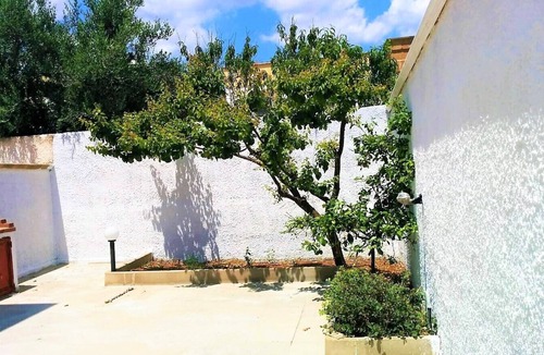Specchiarica Villa | Independent villa with large garden, sleeps 6, 280m2, 200 meters from the sea