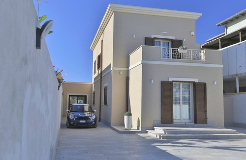 Mazara del Vallo Villa | Indipendent apartment in Villa Panoramic at 50m from the beach