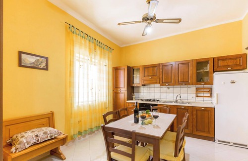 Avola House | Irene's house with pool, parking & wi.fi