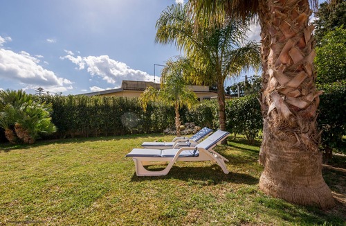 Avola House | Irene's house with pool, parking & wi.fi