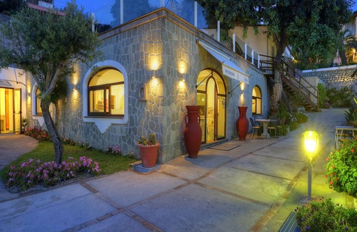 Forio Bed & Breakfast | Ischia, 1 relaxing doubles Hotel Imperamare