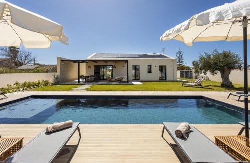Santa Maria del Focallo Villa | ISULATRAVEL - VIlla Giufra