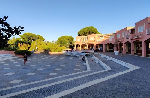 Contrada Taverna House | House