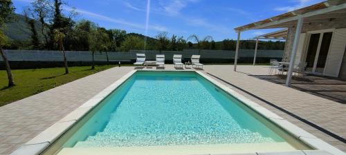 Giano Vetusto Villa | Janus Casa nel Verde - exclusive villa with pool