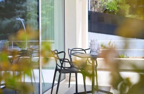 Bronte Hotel | Kepos Bronte