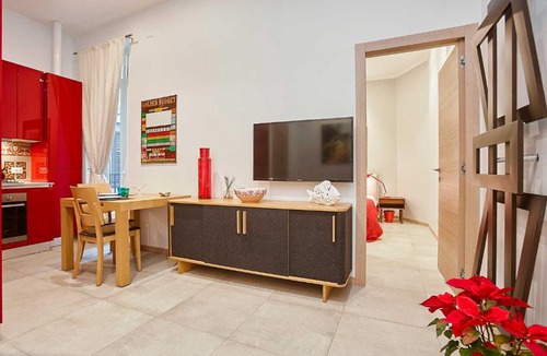 Palermo Apartment | KMC suites - Red