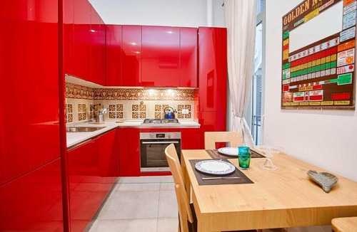Palermo Apartment | KMC suites - Red