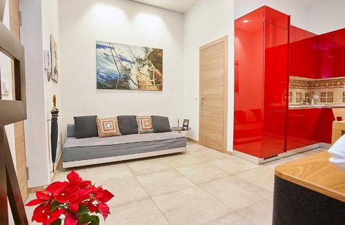 Palermo Apartment | KMC suites - Red