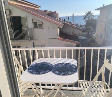 Nicotera Marina Apartment | L'Angolo sul mare
