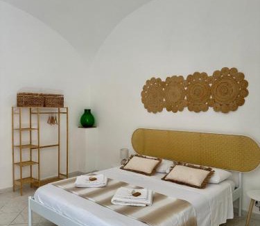 Panza Apartment | L'Antico Granaio Ischia - Camera Poseidone