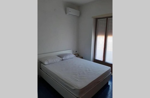 Ardore Marina Apartment | L'ATTICO DI LELLA