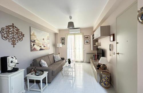 Taormina City Centre Apartment | L'host in Taormina