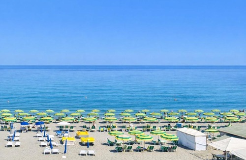 Venetico Marina Apartment | LA BAIA DI NETTUNO Il Gatto e La Volpe