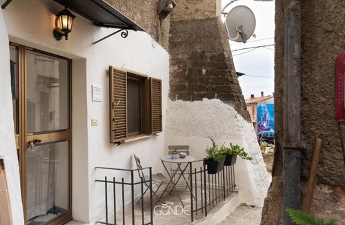 Roccalvecce Apartment | La casa contadina nel paese delle fiabe