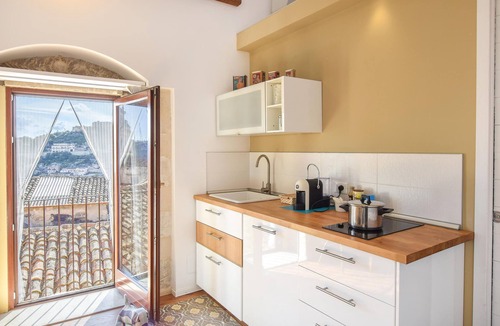 Casa Papa House | La casa dei Giarrentini