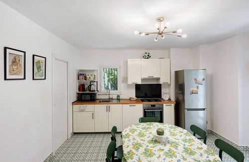Naples Apartment | La Casa Del Bosco – Two-Story Home in Naples with Garden and Balcony