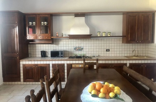 Scilla House | La casa delle Ortensie Guest House