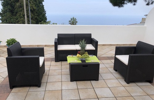 Scilla House | La casa delle Ortensie Guest House