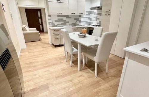 Caltagirone Apartment | La casa di Andrea Sleeps 5 with Parking