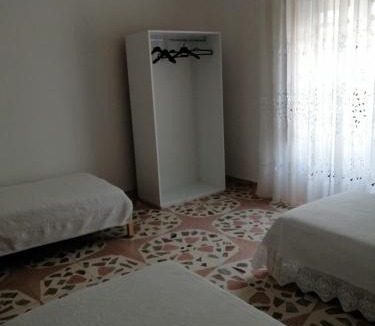 San Fratello House | La Casa di Carola