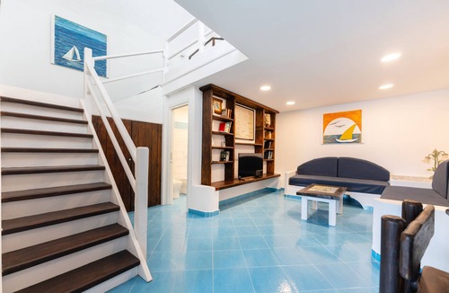 Procida Apartment | La Casa di Fenia - One Bedroom Apartment, Sleeps 4