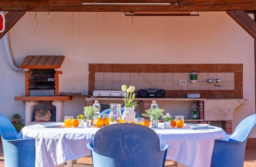 Blandano Apartment | La casa di Gio by Interhome