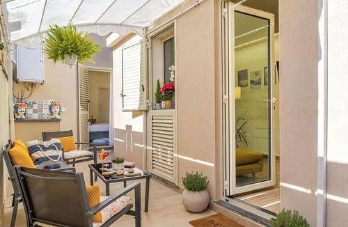 Torre Archirafi Apartment | La Casa di Provvy - - Apartment near the sea