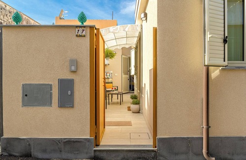 Torre Archirafi Apartment | La Casa di Provvy - - Apartment near the sea
