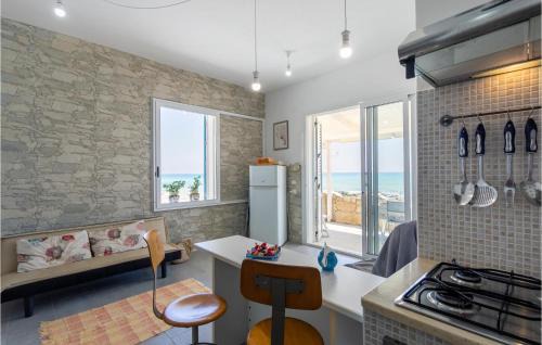 Casuzze House | La Casa In Riva Al Mare