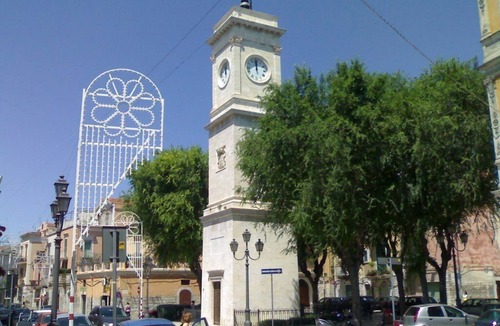Barletta Apartment | "La Casetta di Carmen" studio apartment in the historic center and 300m from the sea