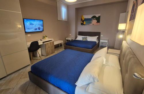 Belpasso Bed & Breakfast | "La città delle 100 sculture" B&B BcenS con parcheggio privato e trasfert H24 - Belpasso - Etna -