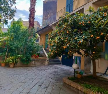 Acireale Villa | La Corte dei Nespoli