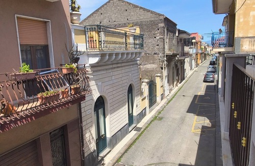 Torre Archirafi House | La Dimora di Max Bright apt. with Terrace