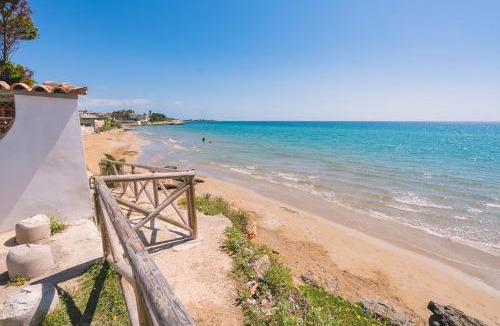 Noto Marina House | La finestra sul mare di villa Fiorella