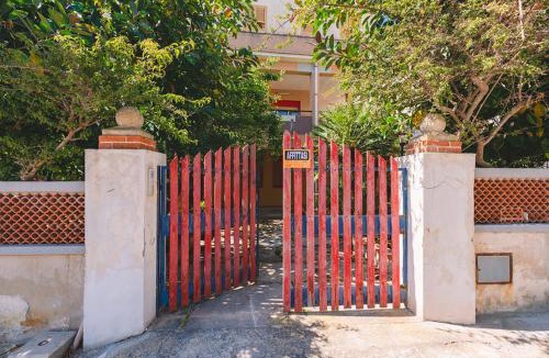 Noto Marina House | La finestra sul mare di villa Fiorella