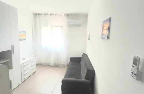 Terrasini Apartment | LA MACINA near the sea in the heart of Terrasini.