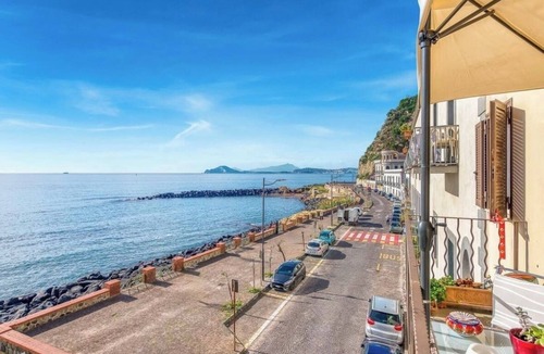 Pozzuoli Apartment | La Perla Flegrea “Luxury Experience “