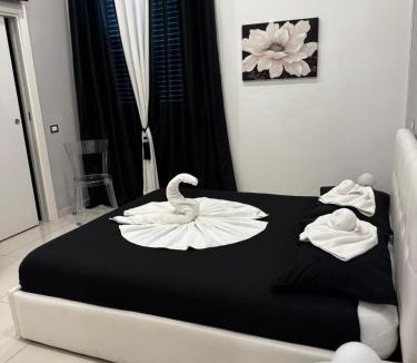 Sferracavallo House | La Piazzetta a Mare Holiday House