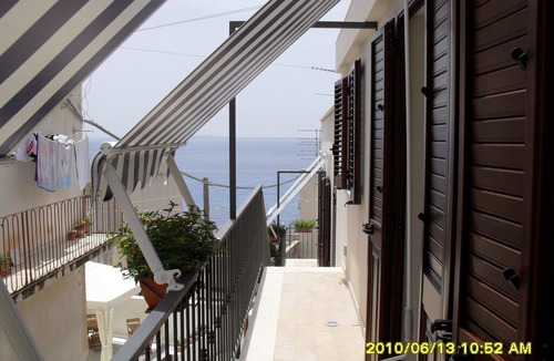 Levanzo House | La Plaza Residence - Levanzo Island
