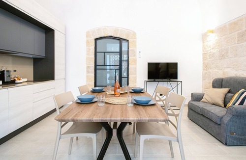 Molfetta Apartment | [La Portulaca] Room Opuntia - Central Room