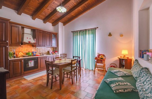 Sciacca Apartment | La Rosa Rossa apartment in villa with garden and wonderful panoramic view