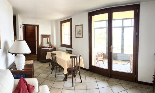 Carciano Apartment | Lake view of Stresa in a villa in Someraro