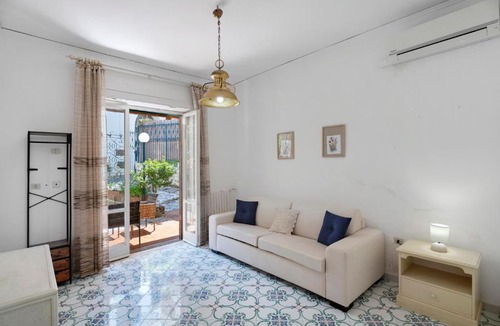 Lacco Ameno House | Lamia Resi