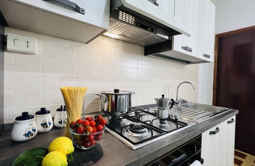 Tropea Apartment | Large Apartment in Tropea Center for max 10 people, free parking, near station