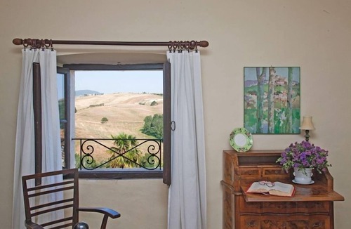 San Giovanni d'Asso Villa | Large vacation villa rental in San Giovanni d'Asso