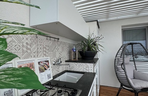 Trabia Apartment | Last Minute-Jacuzzi & Sea View