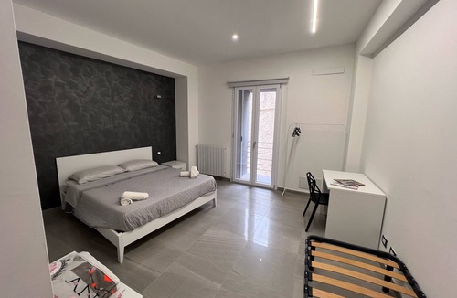 Castronuovo di Sicilia House | Le Camere dell Emiro