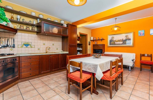 Fondachello Apartment | Le Piramidi House Apartment with Shared Pool, Wi-Fi, and Air Conditioning
