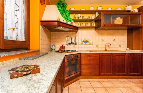 Fondachello Apartment | Le Piramidi House Apartment with Shared Pool, Wi-Fi, and Air Conditioning