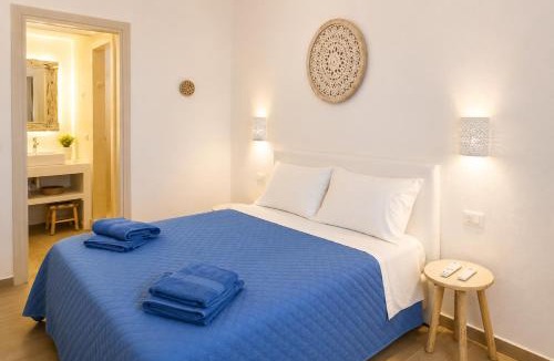 Le Castella House | Le Stanze a Le Castella sul mare Camere nuove in stile mediterraneo